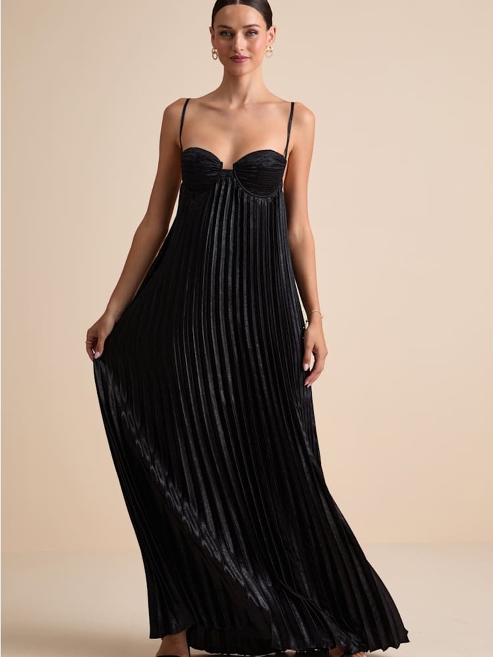 Lulu's Black Pleated Velvet Maxi Dress with Spaghetti Straps